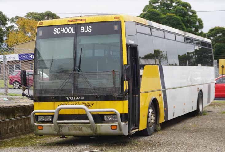 Shoal Bus Volvo B7R Autobus 2378MO
